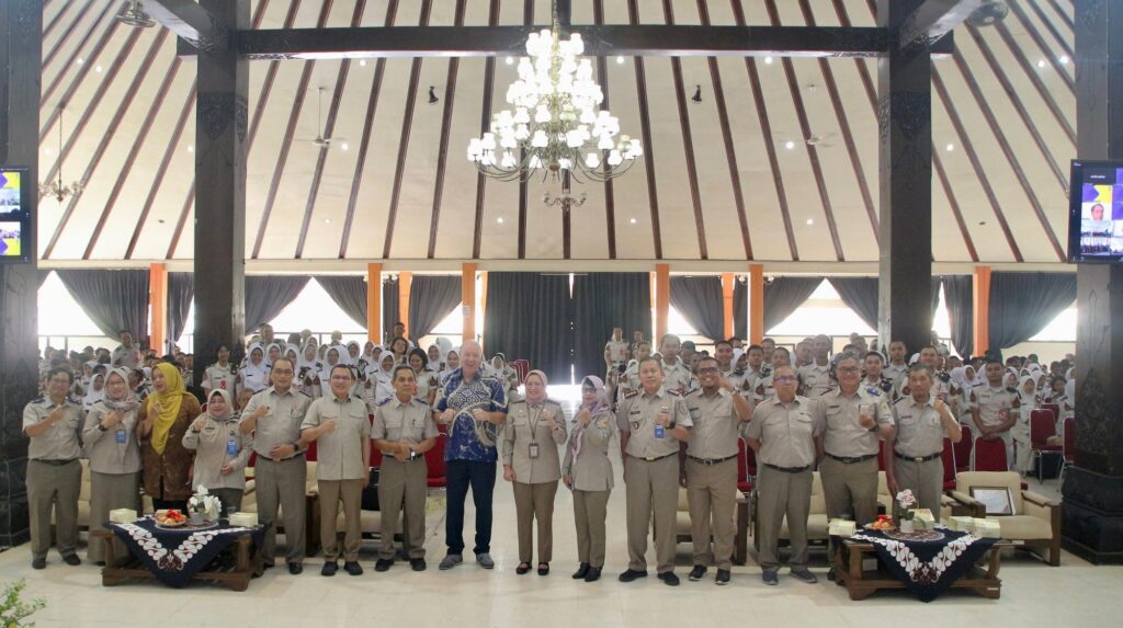 Kepala BPSDM Kementerian ATR/BPN Isi Kuliah Umum di STPN, Agustyarsyah: Pentingnya Keberlanjutan Tata Kelola Pertanahan 1 image editor output image 1751913796 17388222367259002962062356489969