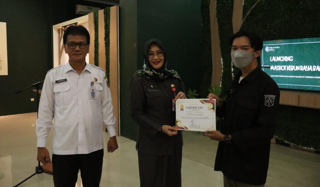 'Kastura’ Resmi Jadi Maskot Kebun Raya Banua, Ikon Baru Lahir Dari Hasil Mascot Desain Competition 1 img 20250430 wa01402001757013434280634