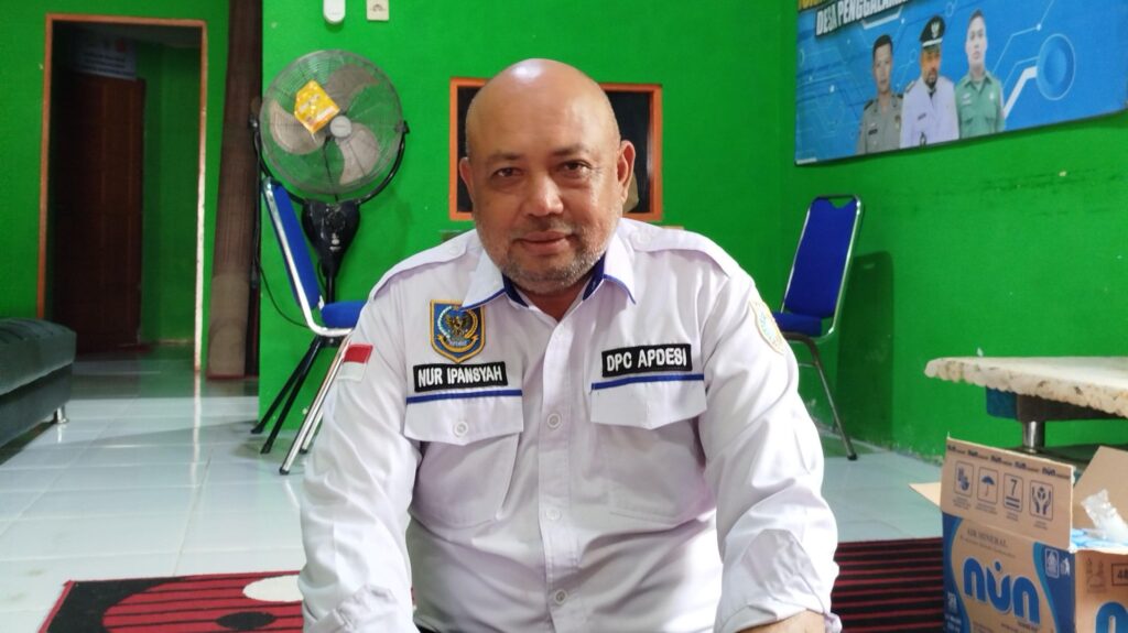 Tak Ada Daftar Barang, PBJ di Martapura Barat Dibantu APDESI Kabupaten Banjar Melalui Pihak Ketiga 1 img 20250904 wa02226601601857698079369