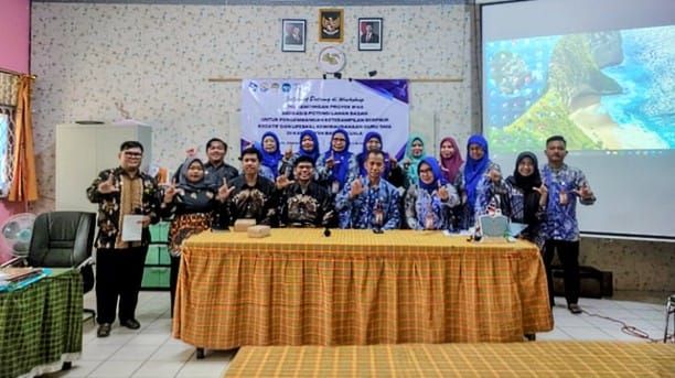 PDWA Jurusan IPA Bekali Guru SMA Skill Berwirausaha, Olahan Lahan Basah Jadi Produk Kreatif 1 img 20251026 wa00056623604664186186146