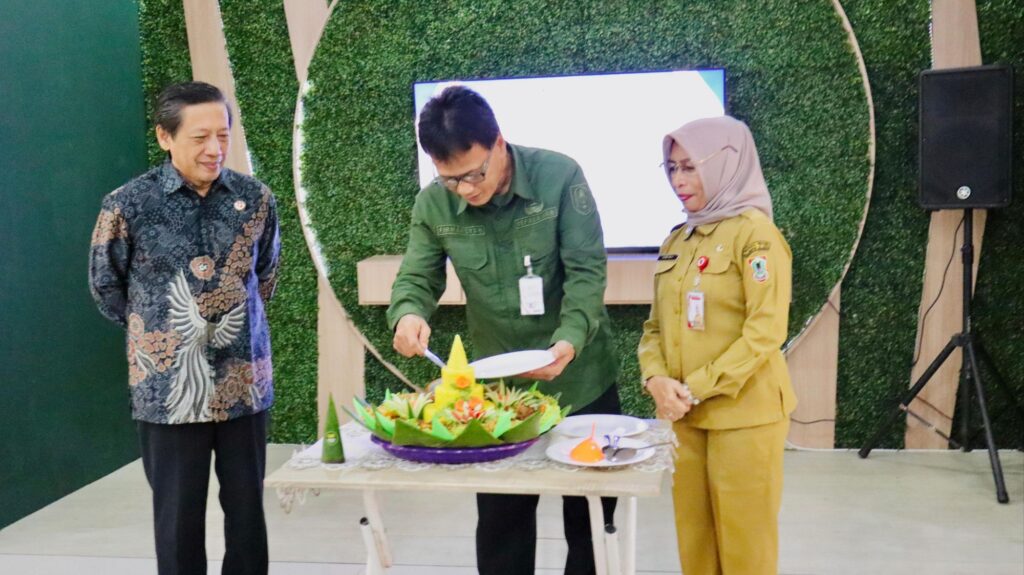 img 20251209 wa00894179075785716295723