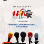 Emas Biru Tua Modern Ucapan Tahun Baru 2026 Instagram Post – 2